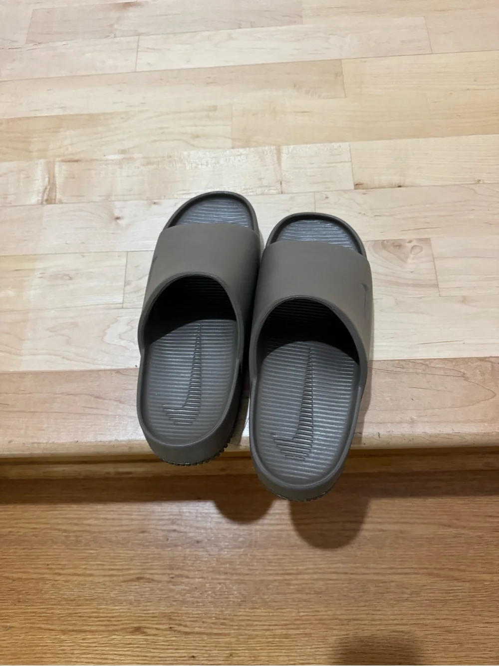 Nike Women’s Brown Slip-On Slide Sandals - Picture 5 of 7